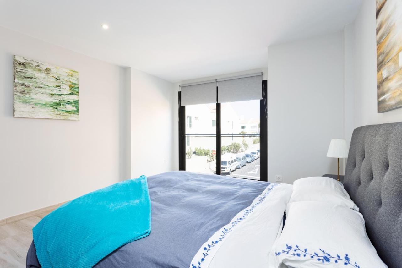 New 140M2 Loft-Style Flat At Town Heart, 3 Beaches Close Casa Leon エル・メダノ エクステリア 写真