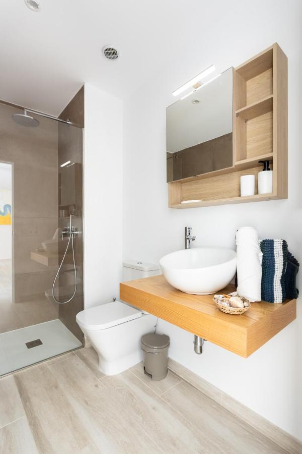 New 140M2 Loft-Style Flat At Town Heart, 3 Beaches Close Casa Leon エル・メダノ エクステリア 写真